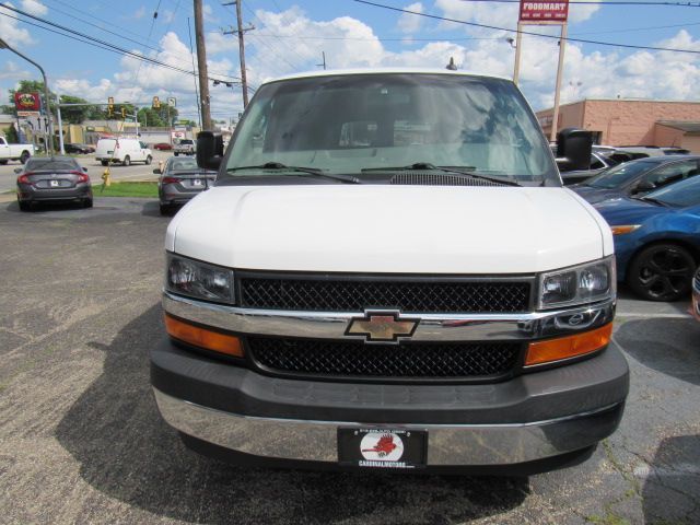 2017 Chevrolet Express LT