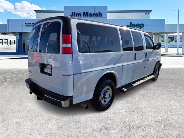 2017 Chevrolet Express LT