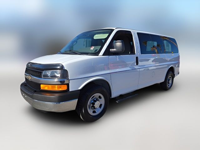 2017 Chevrolet Express LT