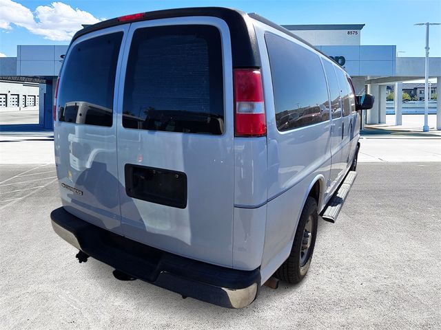 2017 Chevrolet Express LT