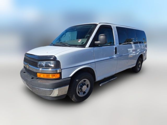 2017 Chevrolet Express LT