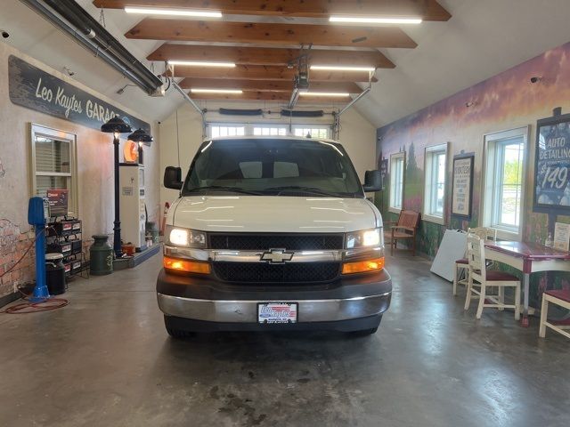 2017 Chevrolet Express LT