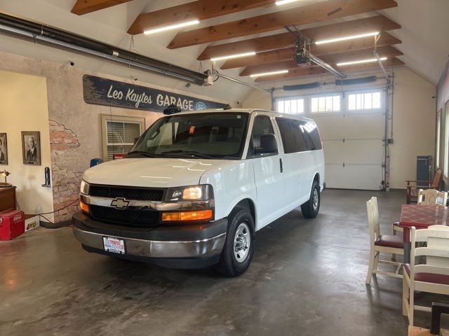 2017 Chevrolet Express LT