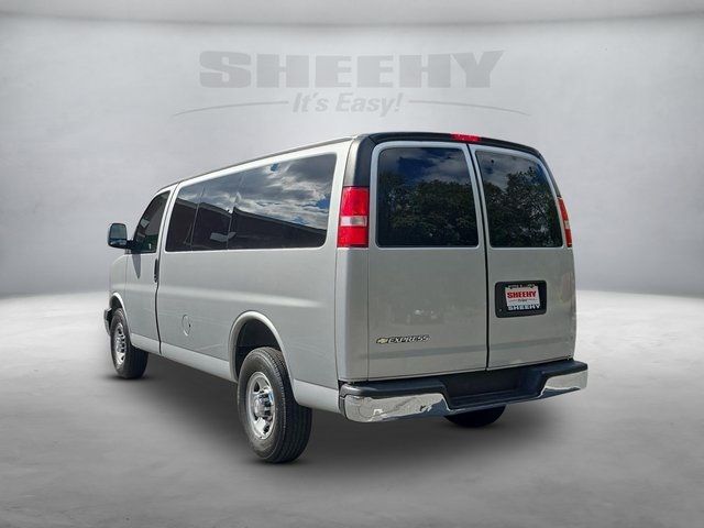 2017 Chevrolet Express Base