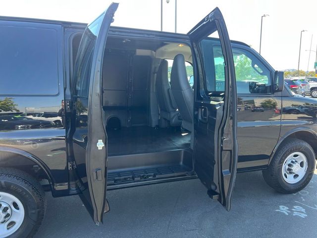 2017 Chevrolet Express Base