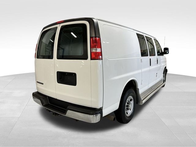 2017 Chevrolet Express Base