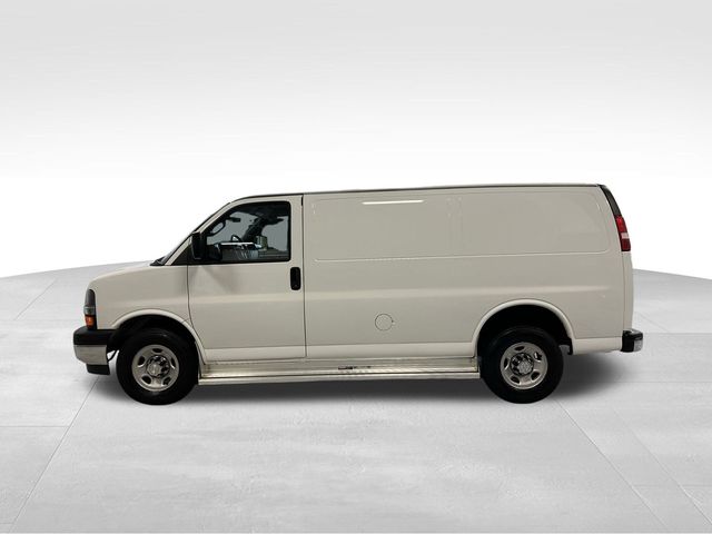 2017 Chevrolet Express Base