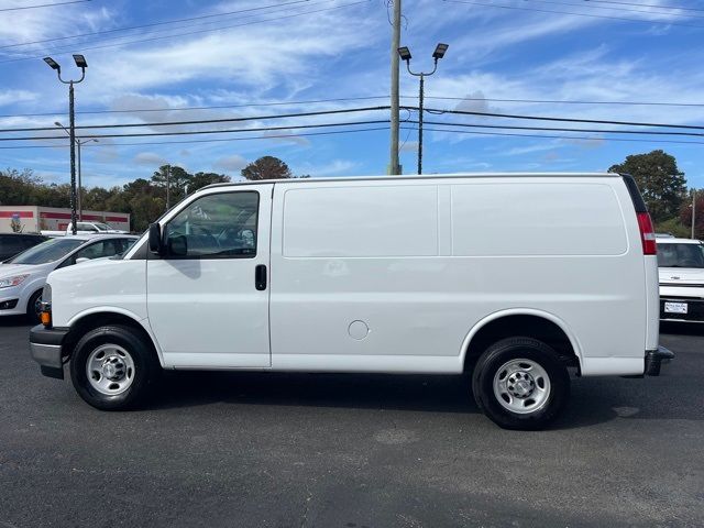 2017 Chevrolet Express Base