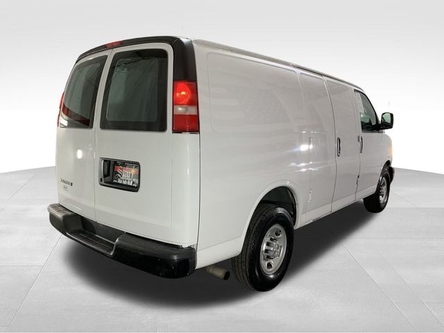 2017 Chevrolet Express Base