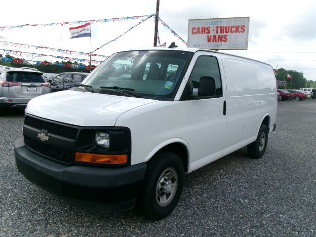 2017 Chevrolet Express Base