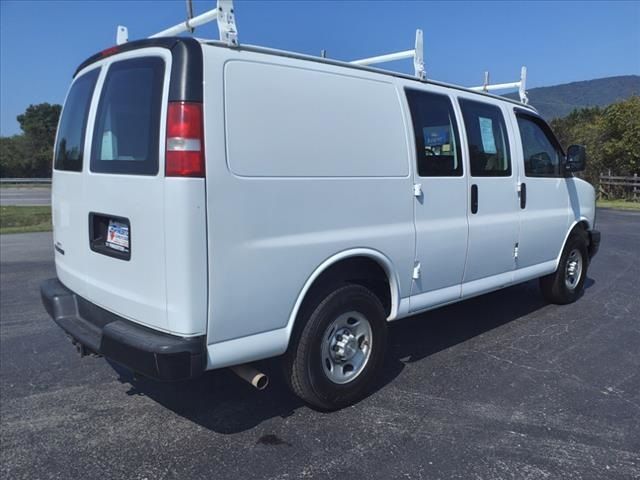 2017 Chevrolet Express Base