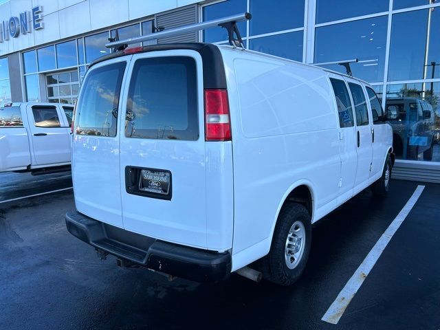 2017 Chevrolet Express Base