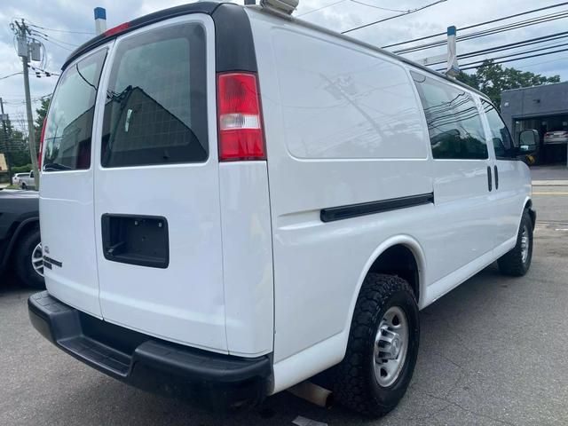 2017 Chevrolet Express Base