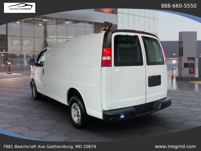 2017 Chevrolet Express Base