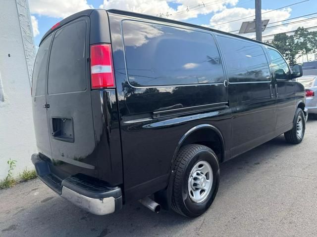 2017 Chevrolet Express Base