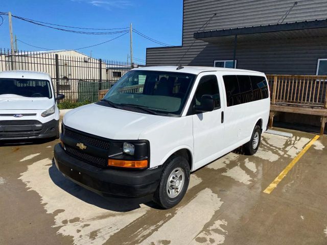 2017 Chevrolet Express LS