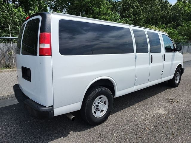 2017 Chevrolet Express LS