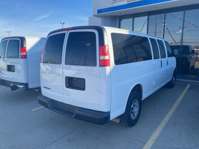 2017 Chevrolet Express LS