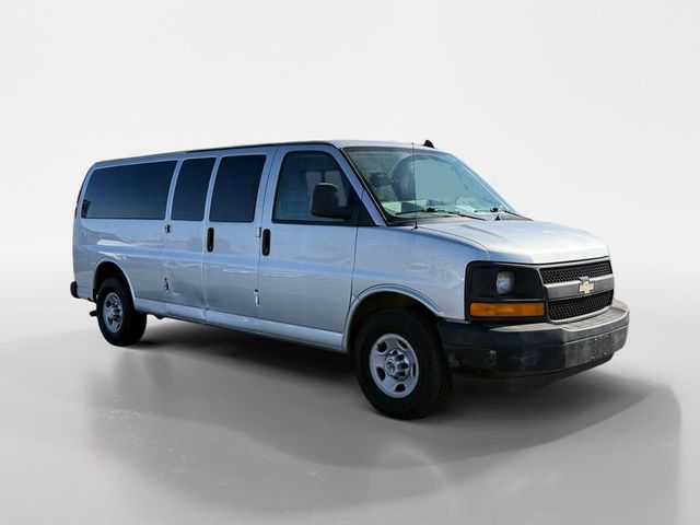 2017 Chevrolet Express LS