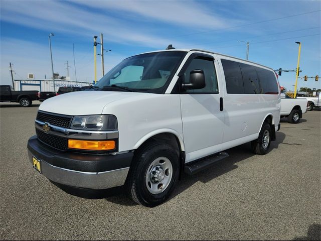 2017 Chevrolet Express LT