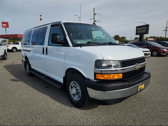 2017 Chevrolet Express LT