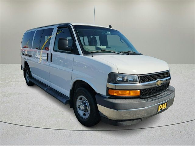 2017 Chevrolet Express LT