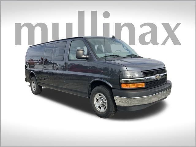 2017 Chevrolet Express LT