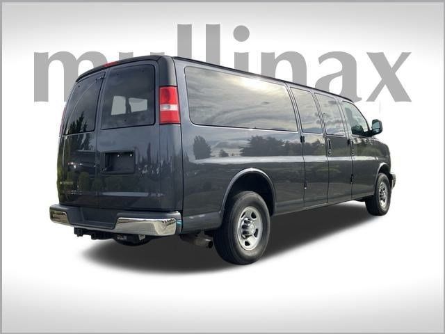 2017 Chevrolet Express LT