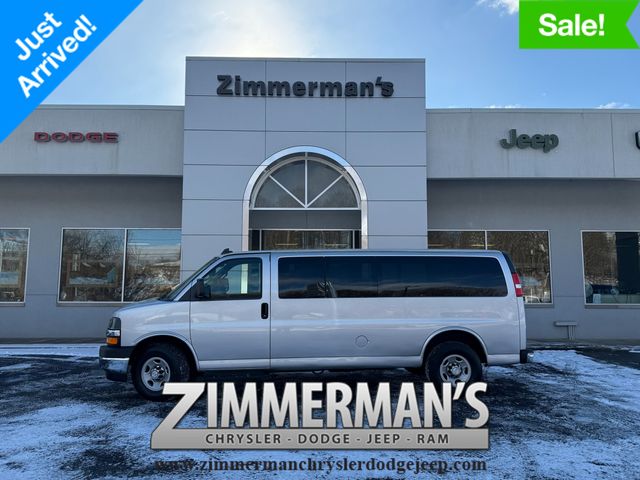 2017 Chevrolet Express LT