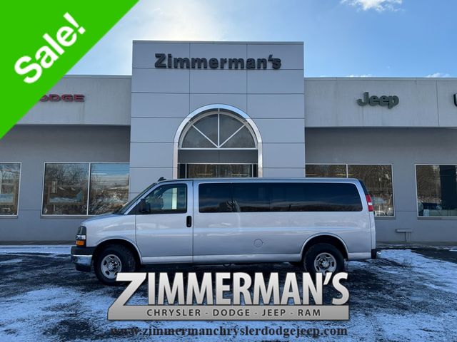 2017 Chevrolet Express LT