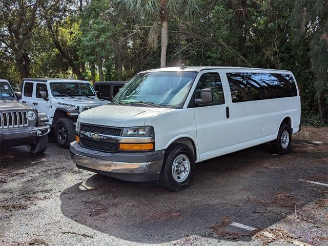 2017 Chevrolet Express LT