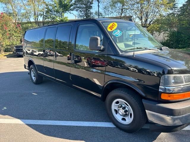 2017 Chevrolet Express LT