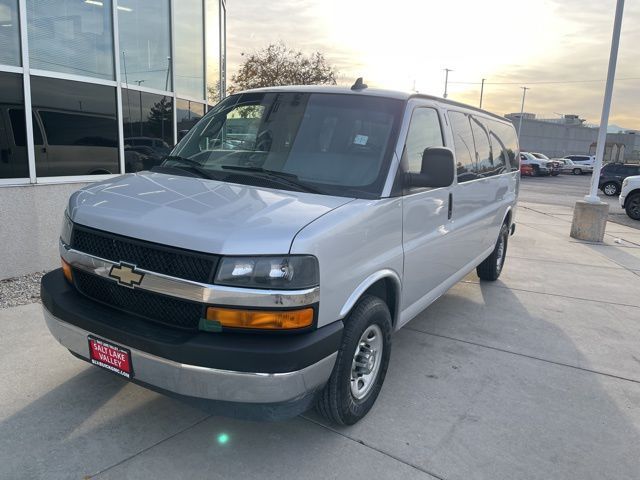 2017 Chevrolet Express LT