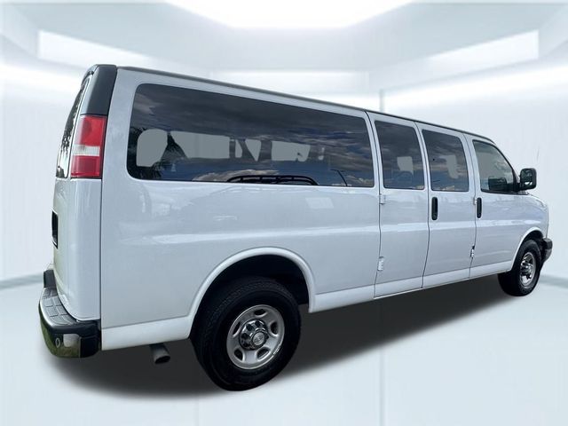 2017 Chevrolet Express LT