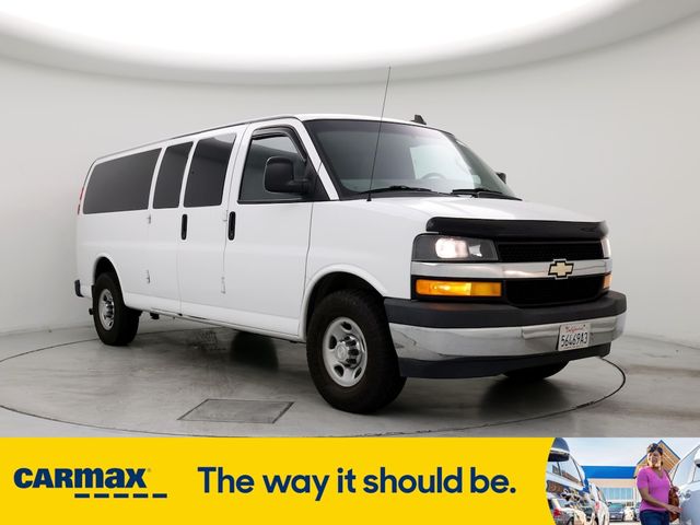 2017 Chevrolet Express LT