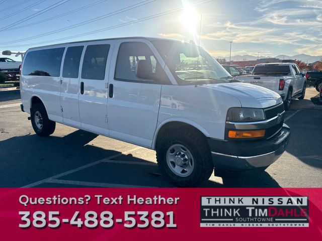 2017 Chevrolet Express LT