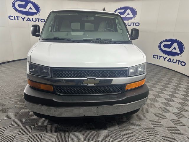 2017 Chevrolet Express LT