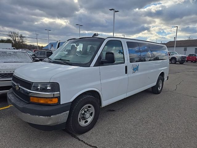 2017 Chevrolet Express LT