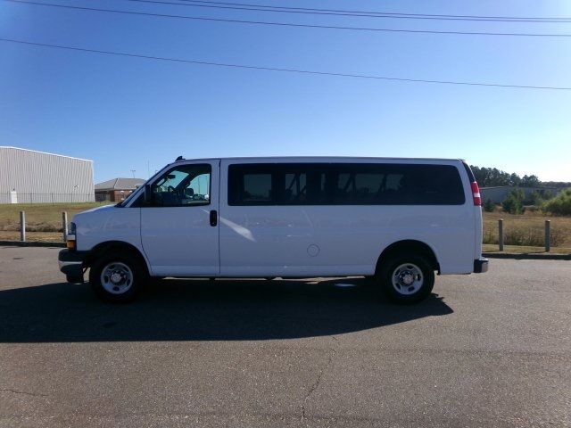 2017 Chevrolet Express LT