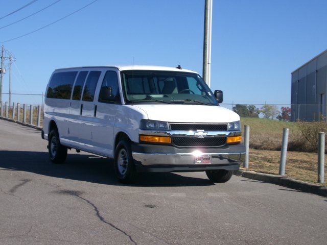 2017 Chevrolet Express LT