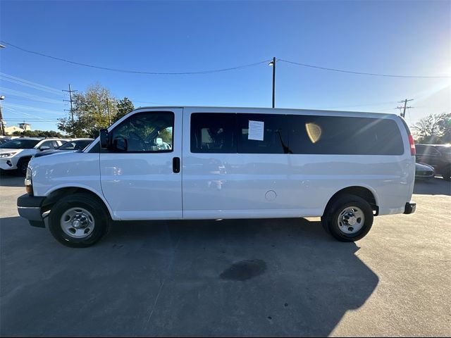 2017 Chevrolet Express LT