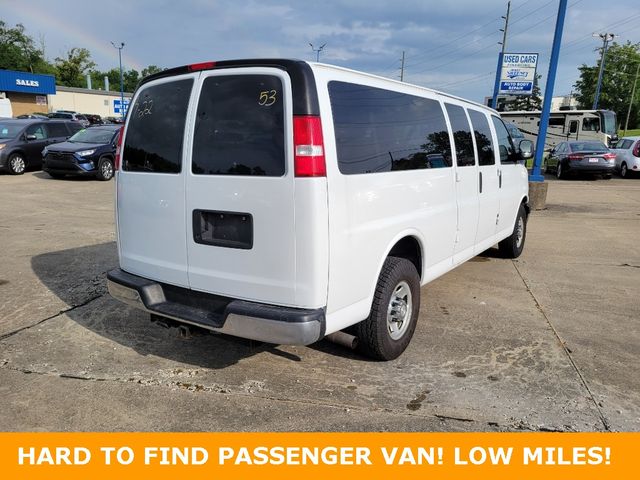 2017 Chevrolet Express LT