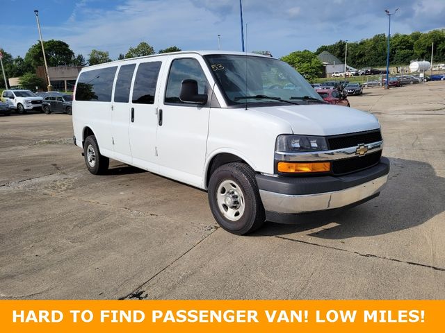 2017 Chevrolet Express LT