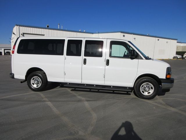 2017 Chevrolet Express LT