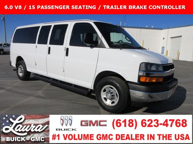 2017 Chevrolet Express LT