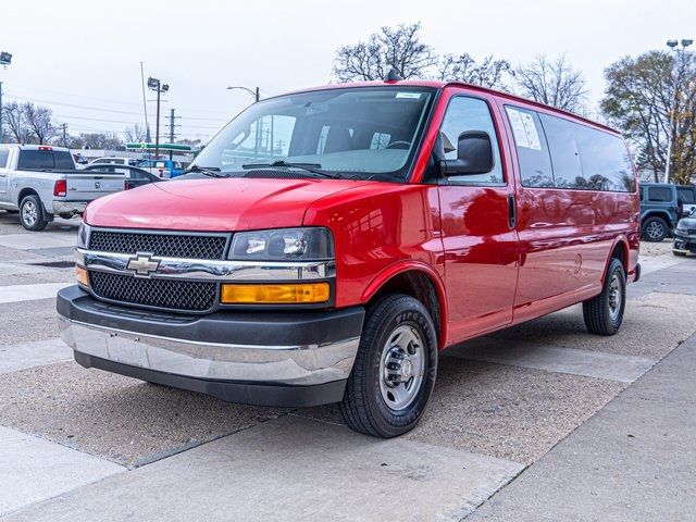 2017 Chevrolet Express LT