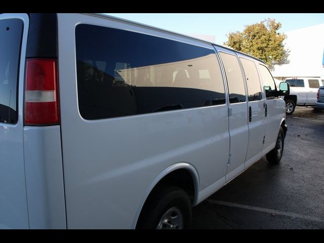 2017 Chevrolet Express LT