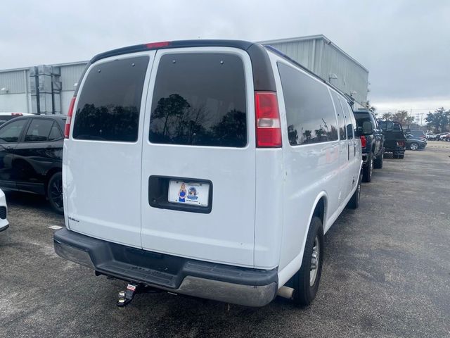 2017 Chevrolet Express LT