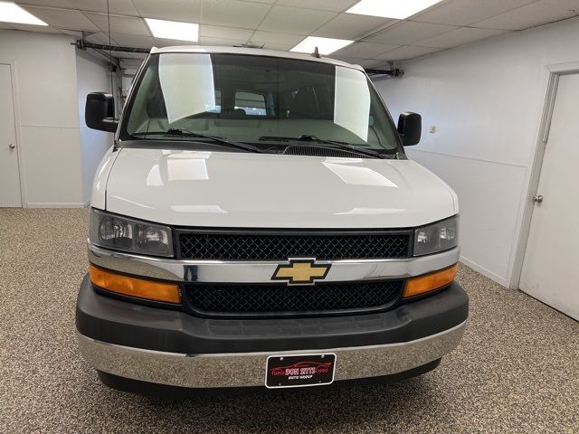 2017 Chevrolet Express LT