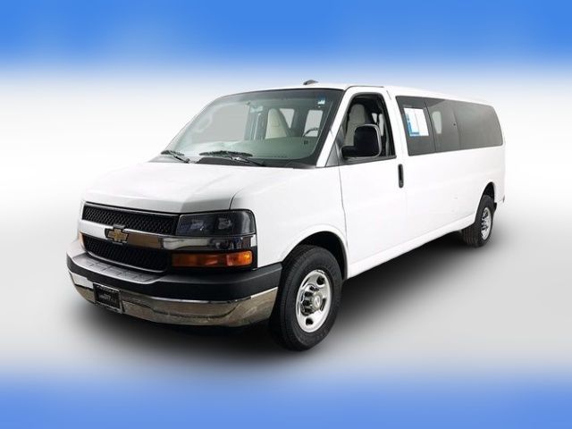 2017 Chevrolet Express LT